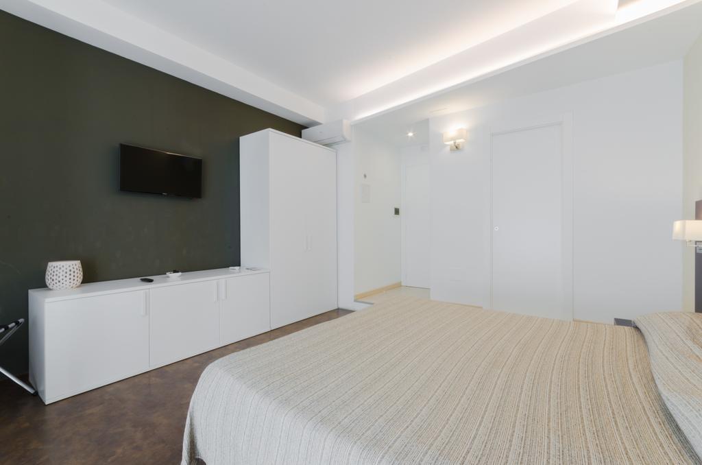 Bed and Breakfast Le Stanze Sul Corso Pescara Exterior foto